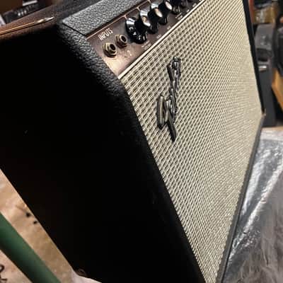 Fender Deluxe Reverb II 2-Channel 20-Watt 1x12" Guitar Combo 1981 - 1986 - Black image 3