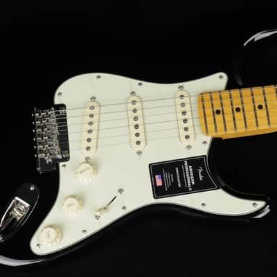 Fender American Professional II Stratocaster - MN BK (#177) image 4