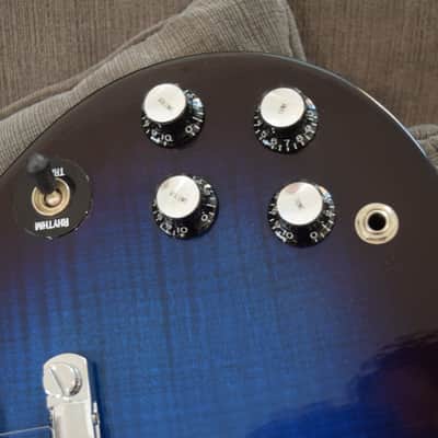 Gibson SG Supreme 2001 - Midnight Blue Burst Split Diamond Logos and Inlays Ebony Fretboard image 9