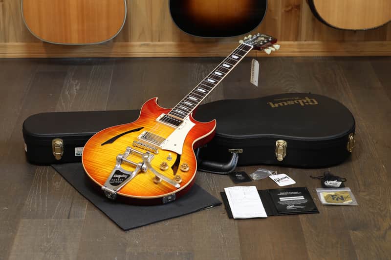 Johnny A シグネイチー　ギブソンモデル　セミアコ Gibson Johnny A Standard | Reverb