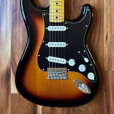 Custom Built Hardtail Stratocaster - 3-tone Sunburst Robert Cray Fender image 3