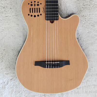 Godin Multiac Grand Concert High Gloss Nylon String Performance Guitar w/Bag