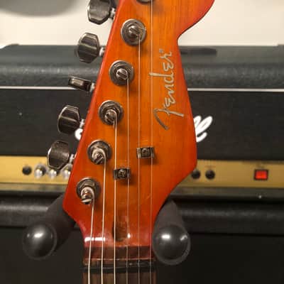Fender ShowMaster SSS 2004 HoneyBurst image 3