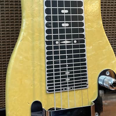 Fender Champion Lap Steel 1948 - 1955 - Mother of Pearl image 3