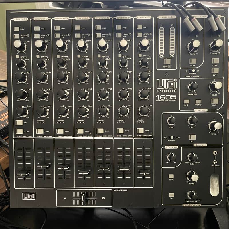Urei 1605 7 Stereo Channel Professional Analog Studio/DJ Mixer image 1