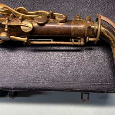 Vintage Buescher True Tone Low Pitch Saxophone (c.1925) – Serial #194484 – Original Case – No Mouthpiece image 11