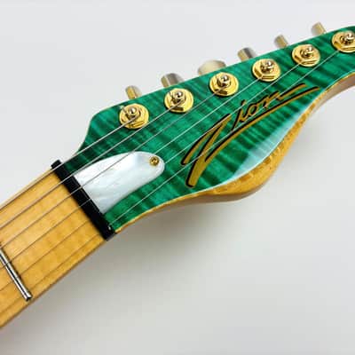 Zion Custom Z-Series style superstrat. 'Irish eyes are smilin.' 2002 image 7