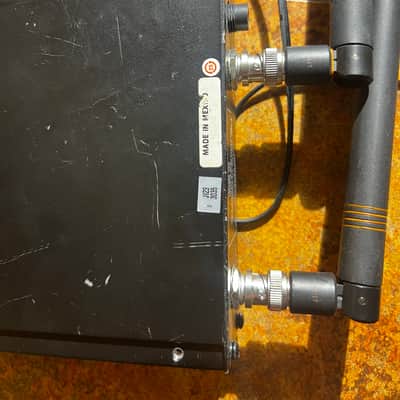 Shure ULXP4 470-560 MHz-G3 ULX2-G3 2009 - Black image 7