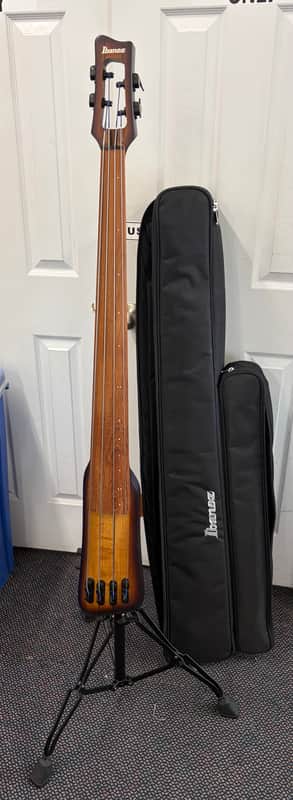 Ibanez UB804