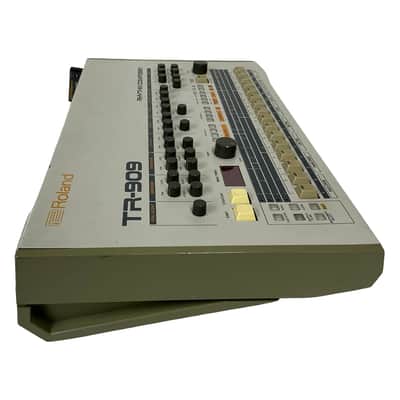 Roland TR-909 *Expert Tested*Guaranteed* image 5