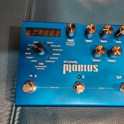 Strymon Mobius Modulation Pedal 2015 - blue image 1