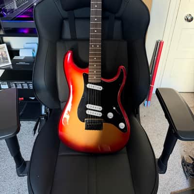 Squier Contemporary Stratocaster Special HT 2021 - Present - Sunset Metallic image 3