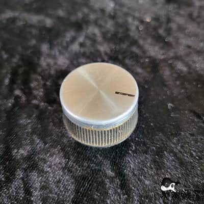 Silvertone / Danelectro Amplifier Knob (1970s Black & Silver)