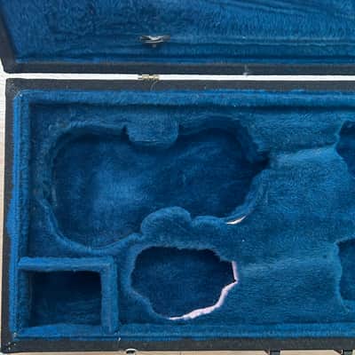 Hardcase that fits a Mandolin and Violin - Black image 3
