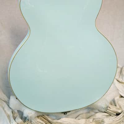 Hofner German Made HVS-CLBLO Verythin Single Cutaway Electric Guitar, Light Blue image 10