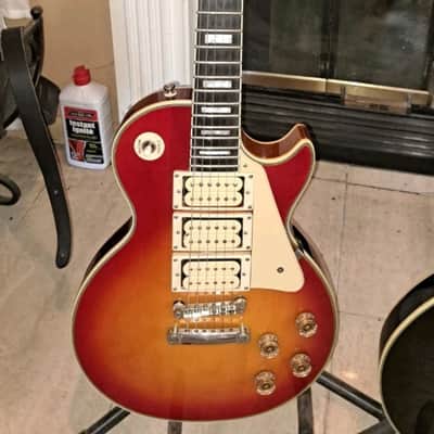 Epiphone  Ace Frehley Epiphone 2011 - Cherry Burst image 1