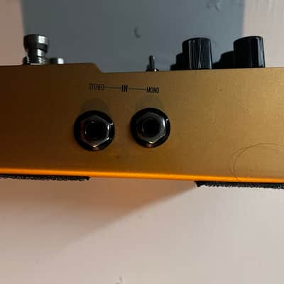 Walrus Audio Mako ACS1 Amp + Cab Simulator 2021 - 2024 - Gold image 3