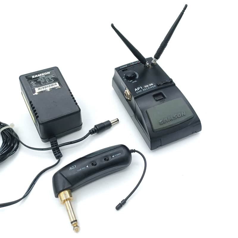 Samson AP1 & AG1 Guitar Wireless System with Original Samson AC250 Power Supply image 1