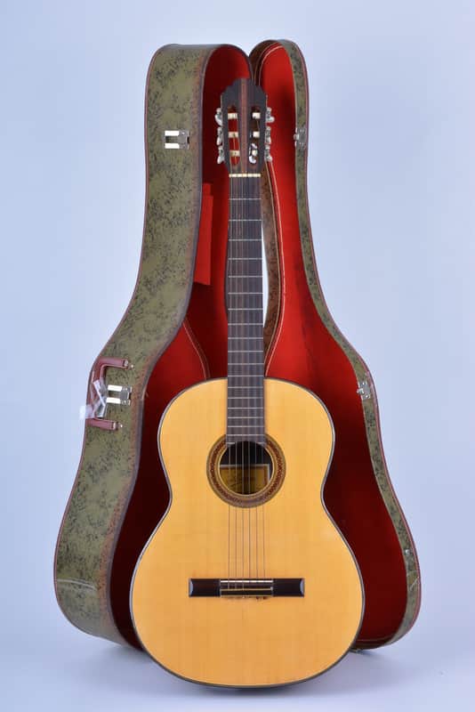 Ariana A587, Classical Guitar Made in Japan! Beautiful Tone