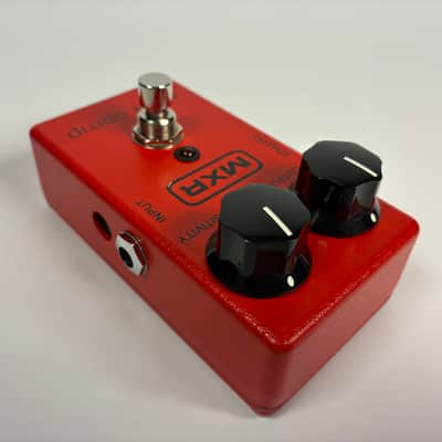 MXR M102 Dyna Comp 1995 - Present - Red image 7
