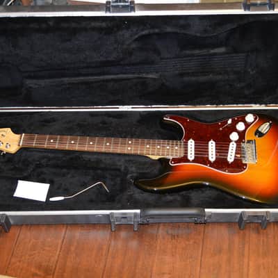 2009 Fender American Standard Stratocaster (3 Color Sunburst) image 11
