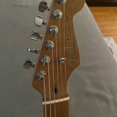 Fender American Professional Stratocaster HSS with Roasted Maple Neck 2020 Daphne Blue image 5