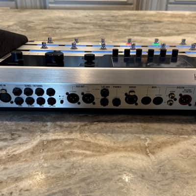 Line 6 Helix Floor Platinum Limited Edition Guitar Multi-Effects Processor Firmware 3.80 image 12