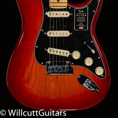 Fender American Ultra Luxe Stratocaster Maple Fingerboard Plasma Red Burst (132) image 3