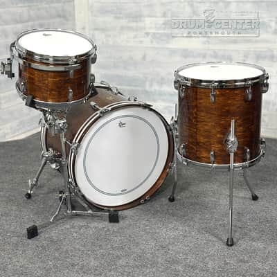 Gretsch USA Custom 3pc Drum Set Antique Maple Gloss image 2