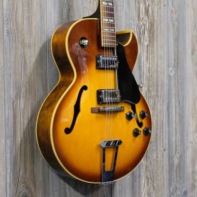 Gibson ES-175D 1973 - Sunburst image 2
