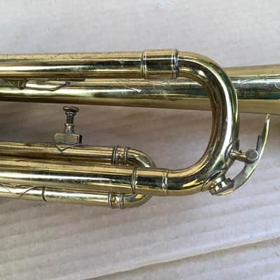 Frank Holton & Co professional trumpet / serial number  33765 /   +- 1917 made in Chicago USA floral engraving ! image 15