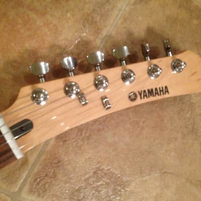 Yamaha Samurai Surf Guitar EGV 103C weird-o-caster image 4