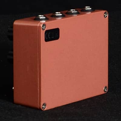 Walrus Audio Monument Harmonic Tap Tremolo image 2