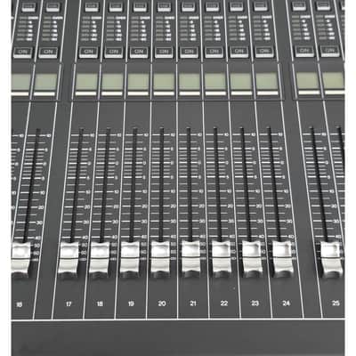 Yamaha QL5 - Mixer - Black - Excellent w/ Power Supply, Manuals, Soft Cover image 4