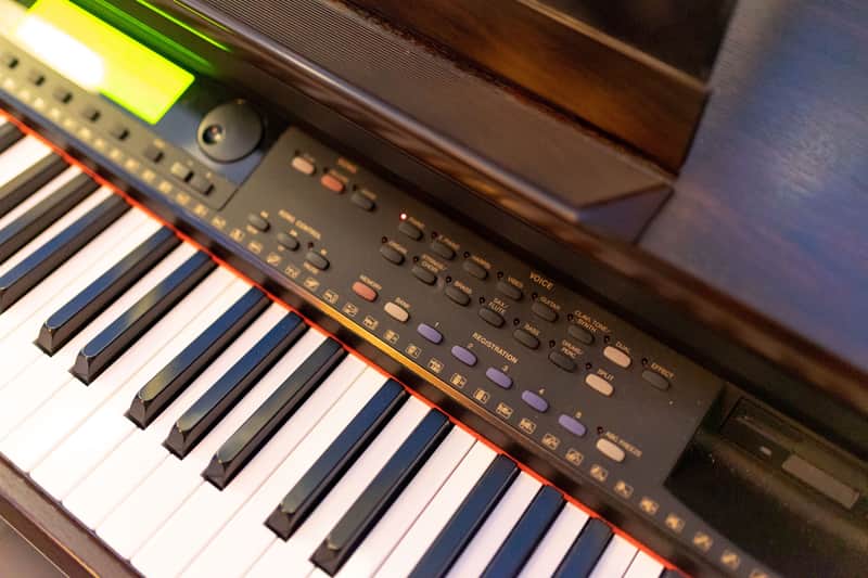 Yamaha Clavinova CVP-69 1995 Black/Brown | Reverb