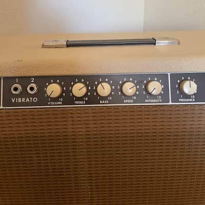 Fender Amplifier 1963 - Blonde image 5