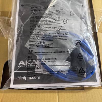 Akai MPC X Special Edition Standalone Sampler / Sequencer 2023 - Present - Grey image 9