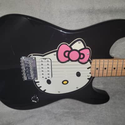 2006 Fender Squier Hello Kitty Stratocaster black guitar COLLECTORS ITEM image 3