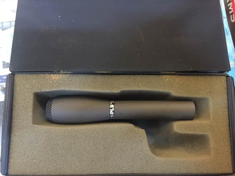Electro-Voice PL9 Omnidirectional Dynamic Microphone image 1