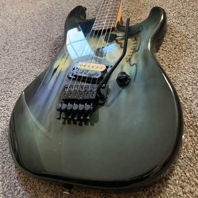 Kramer Baretta 1985 Skull Graphic image 4