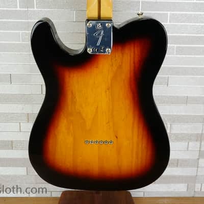 Fender Vintera II '60s Telecaster Thinline with Maple Fretboard - 3-Color Sunburst image 2