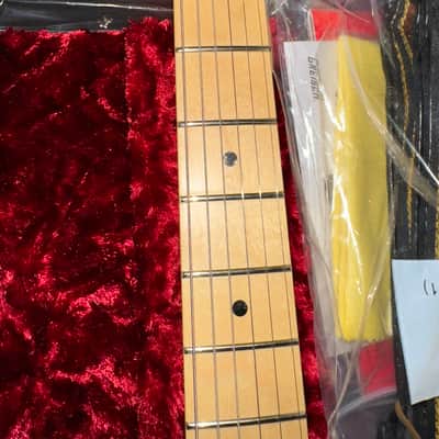 Fender 60th Anniversary Commemorative American Standard Stratocaster with Gold Hardware, Maple Fretboard 2014 - 2-Color Sunburst image 7