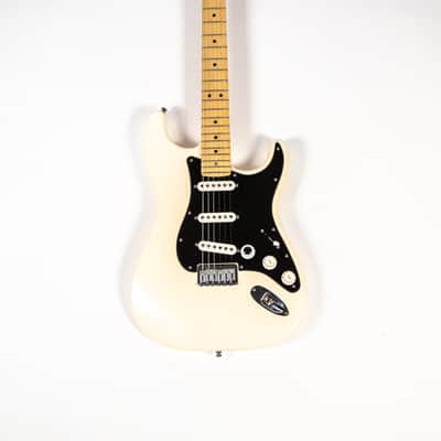 White Fender Stratocaster '07 Owned by Billy Corgan image 2