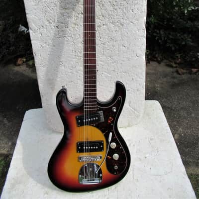 Rhythmline Mosrite Copy Guitar,  1960's  Japan, Sunburst, Case, Beautiful image 2
