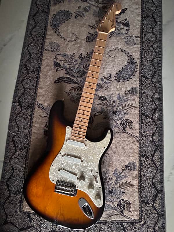 Fender Buddy Guy Signature Stratocaster 1995 (first year) USA Sunburst image 1