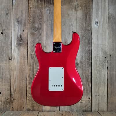 Squier Classic Vibe 60's Stratocaster 2024 - Candy Apple Red image 3