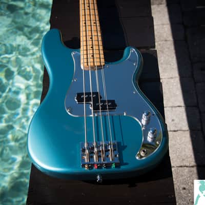 First Gen Fender Precision Bass PB-110SH  - Steve Harris P Bass from Iron Maiden - Lake Placid Blue - Crafted in Japan CIJ image 6