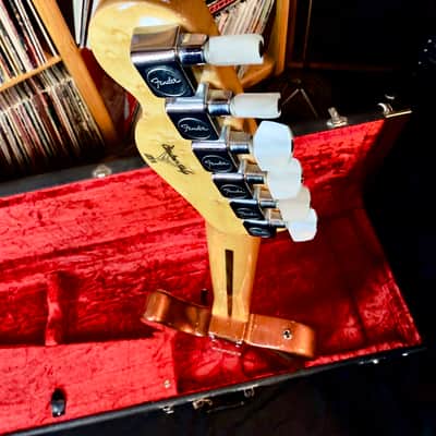 ⚡︎1995 FENDER AMERICAN TELECASTER ⚡︎ BIGSBY ⚡︎ CHAMPAGNE SPARKLE image 8