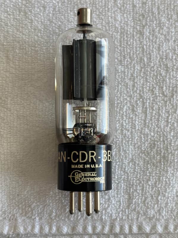 GE 3B29 Vacuum Tube Circa-1968-Glass image 1