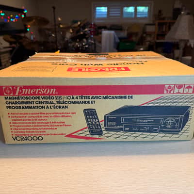 Emerson VCR4000 VHS VCR 1994 w/ Box Remote BRAND NEW IN BOX EXTREMELY RARE🔥 image 2